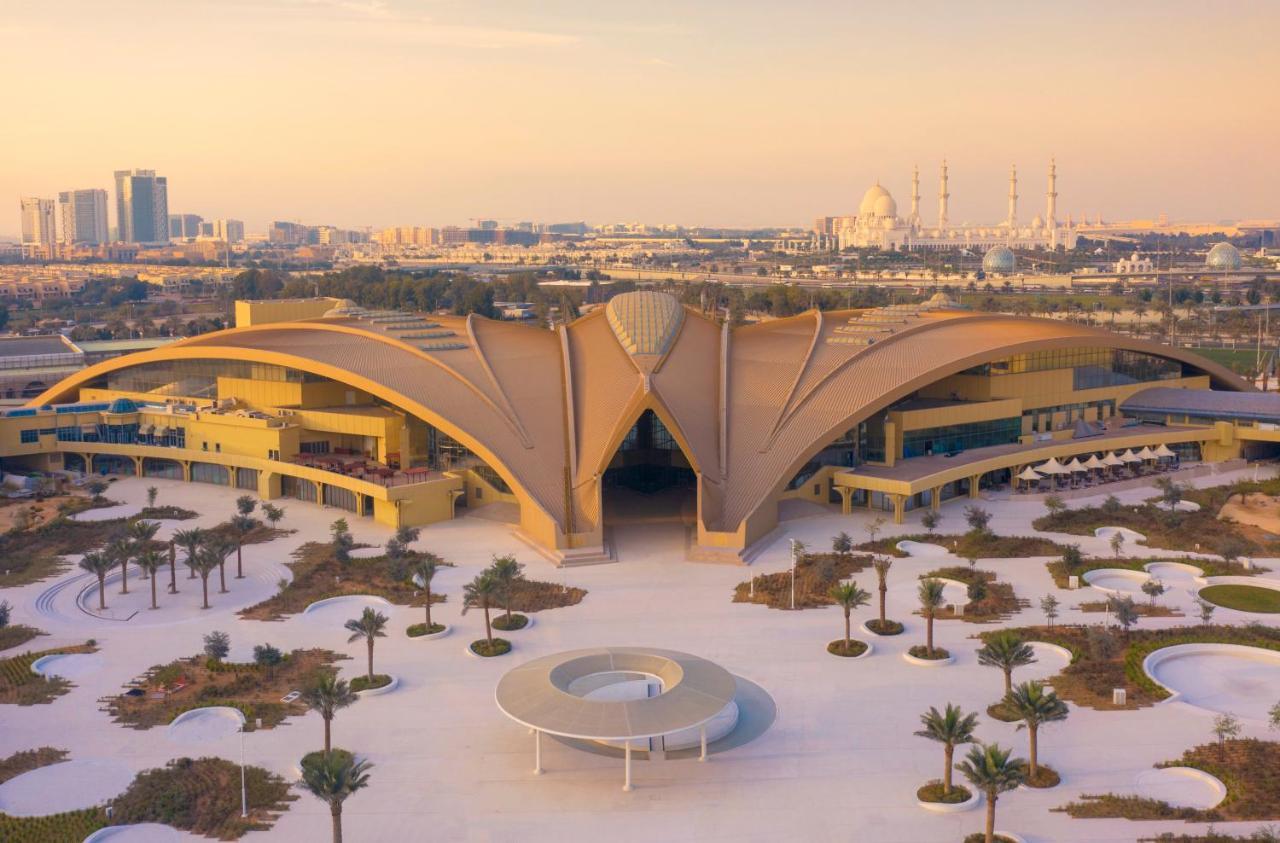 Erth Abu Dhabi Hotel Экстерьер фото