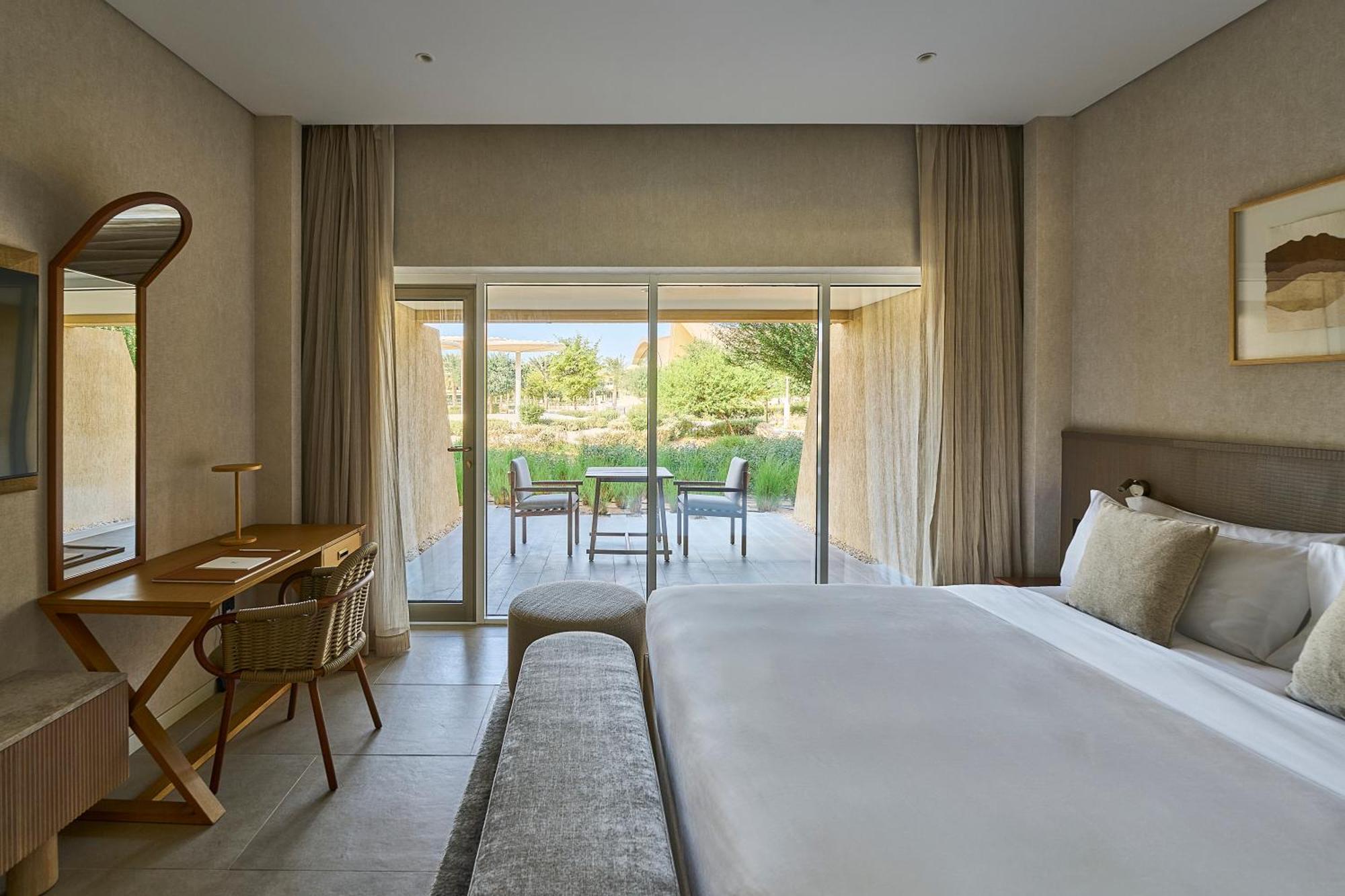 Erth Abu Dhabi Hotel Экстерьер фото